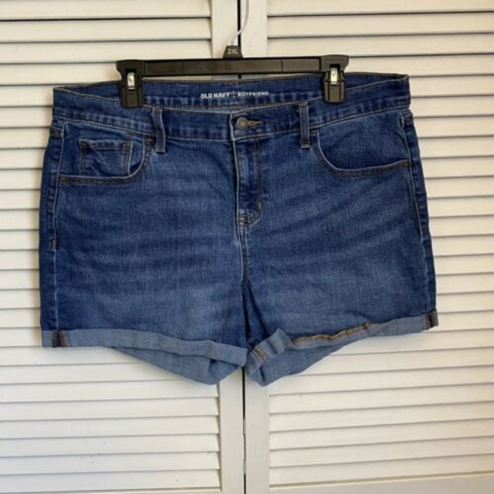 Old Navy Womens Shorts Size 16 Boyfriend Fit Cuffed Hem